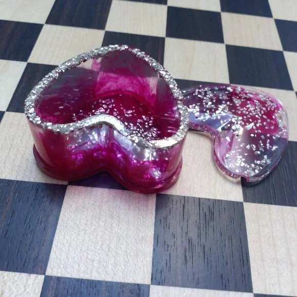 Pink Heart Box with Silver Flakes.💖 - Picture 5 of 9